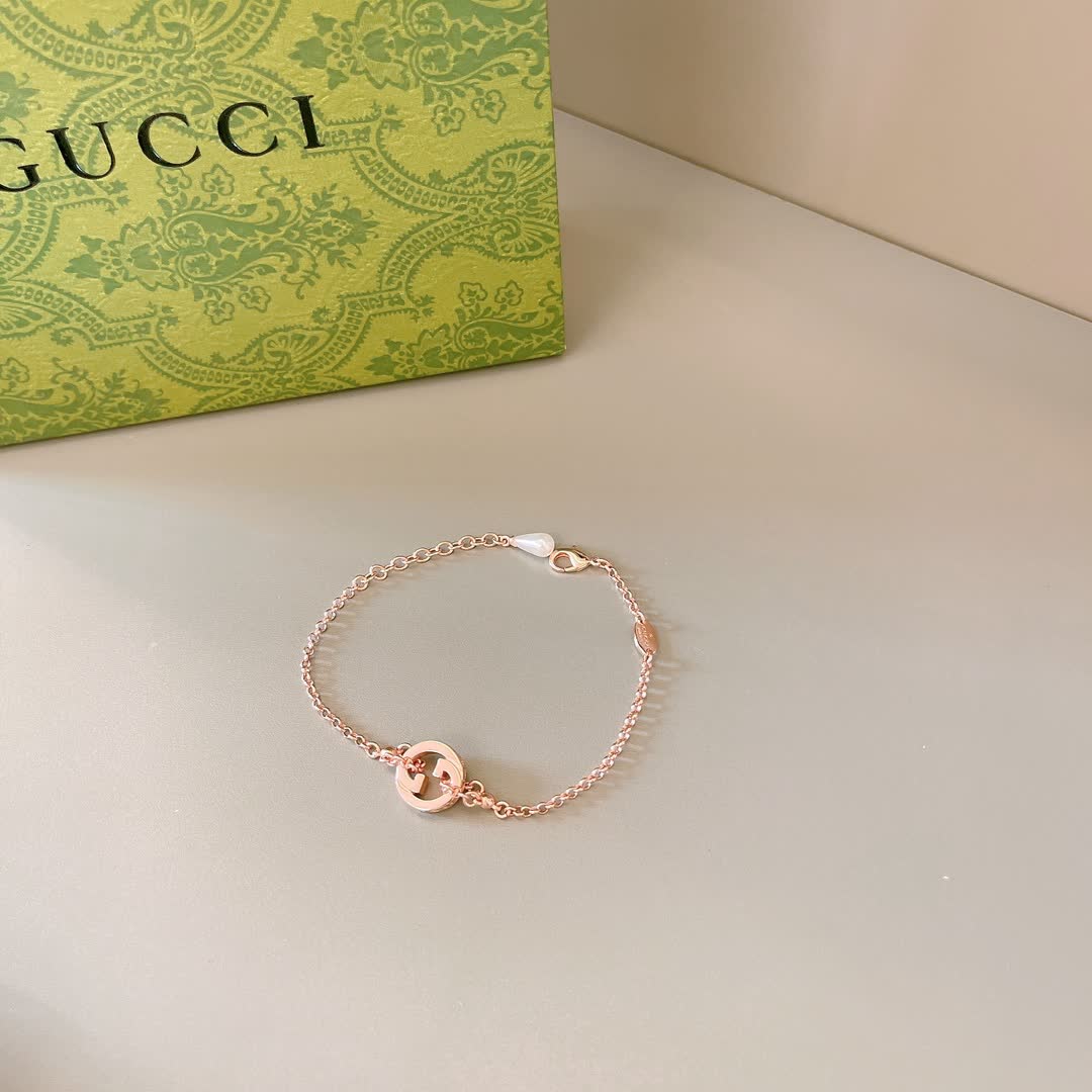 Gucci Rose Gold Interlocking G Bracelet