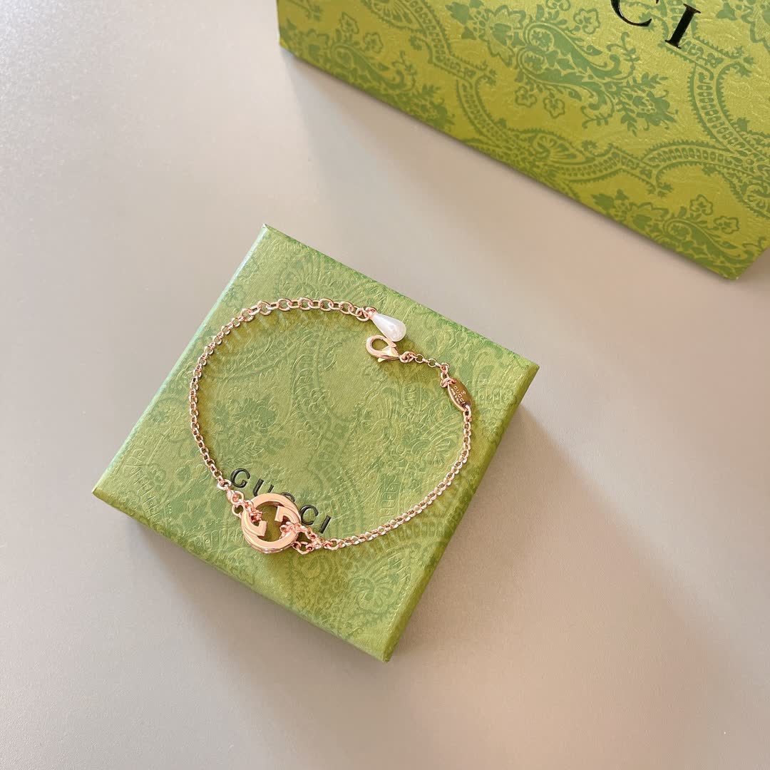 Gucci Rose Gold Interlocking G Bracelet
