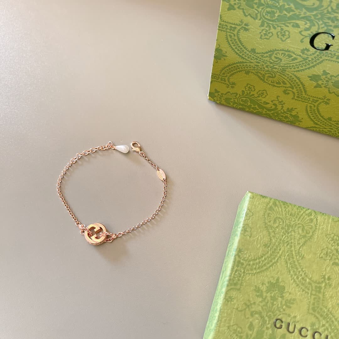 Gucci Rose Gold Interlocking G Bracelet