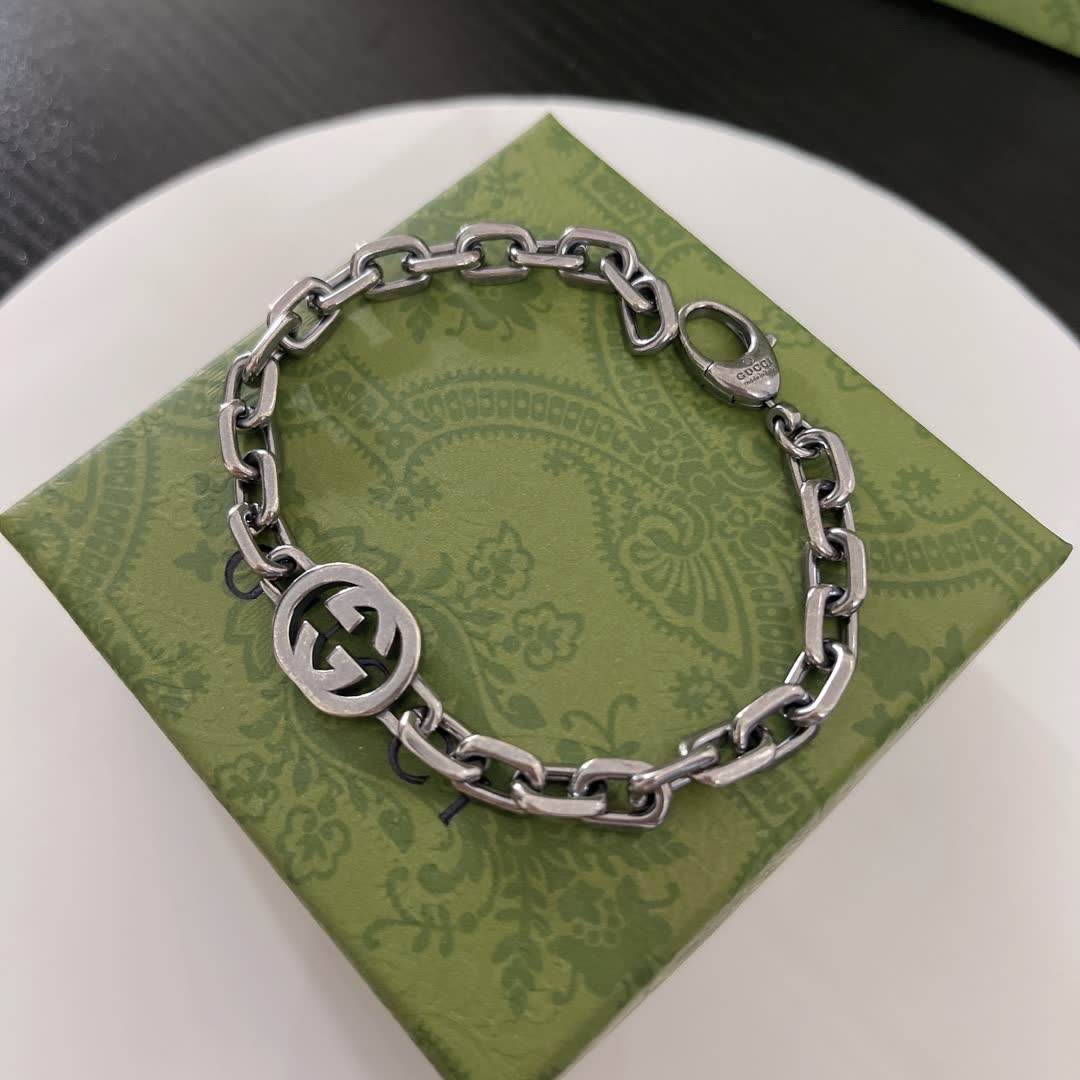 Gucci Silver Chain Bracelet Gucci Silver Chain Bracelet