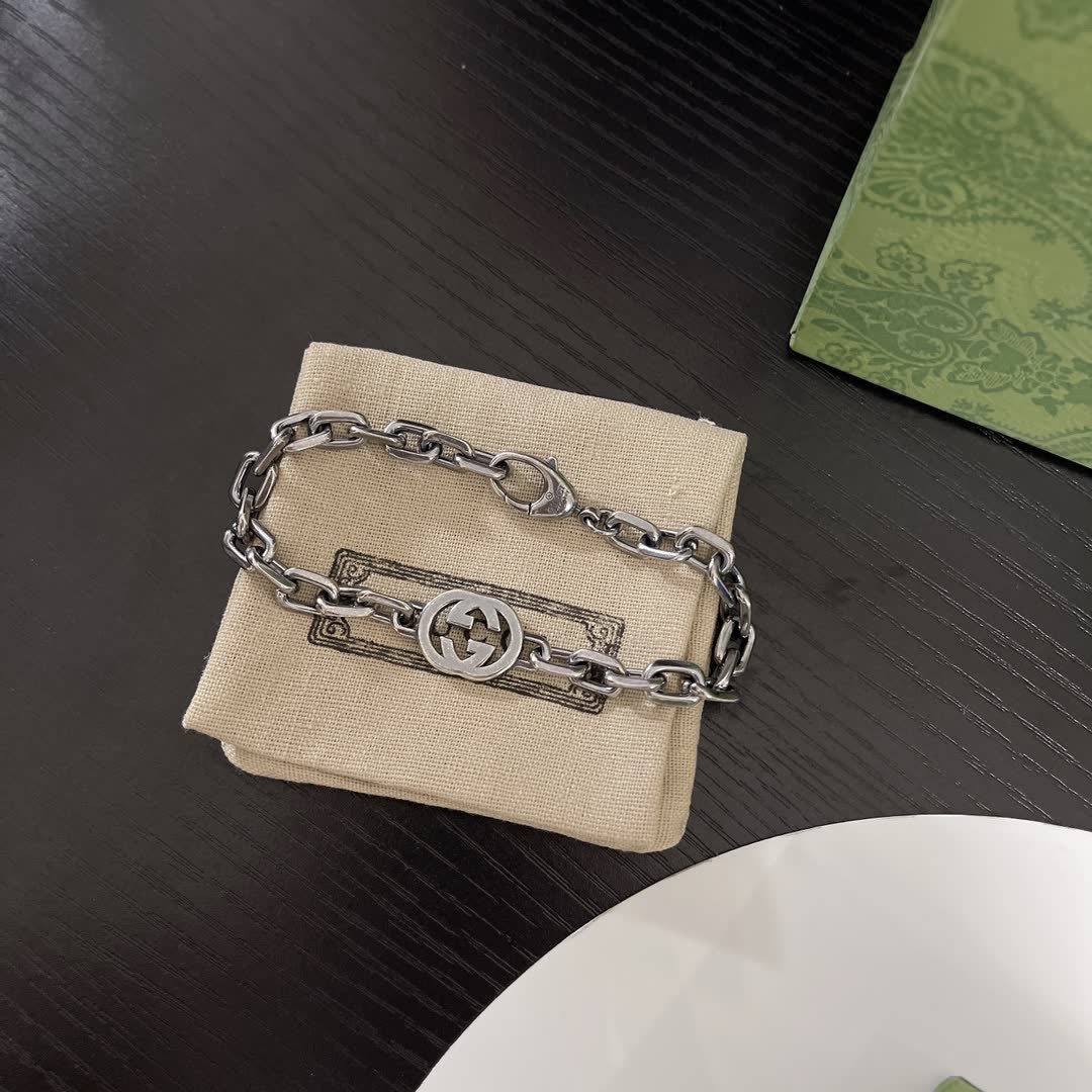 Gucci Silver Chain Bracelet