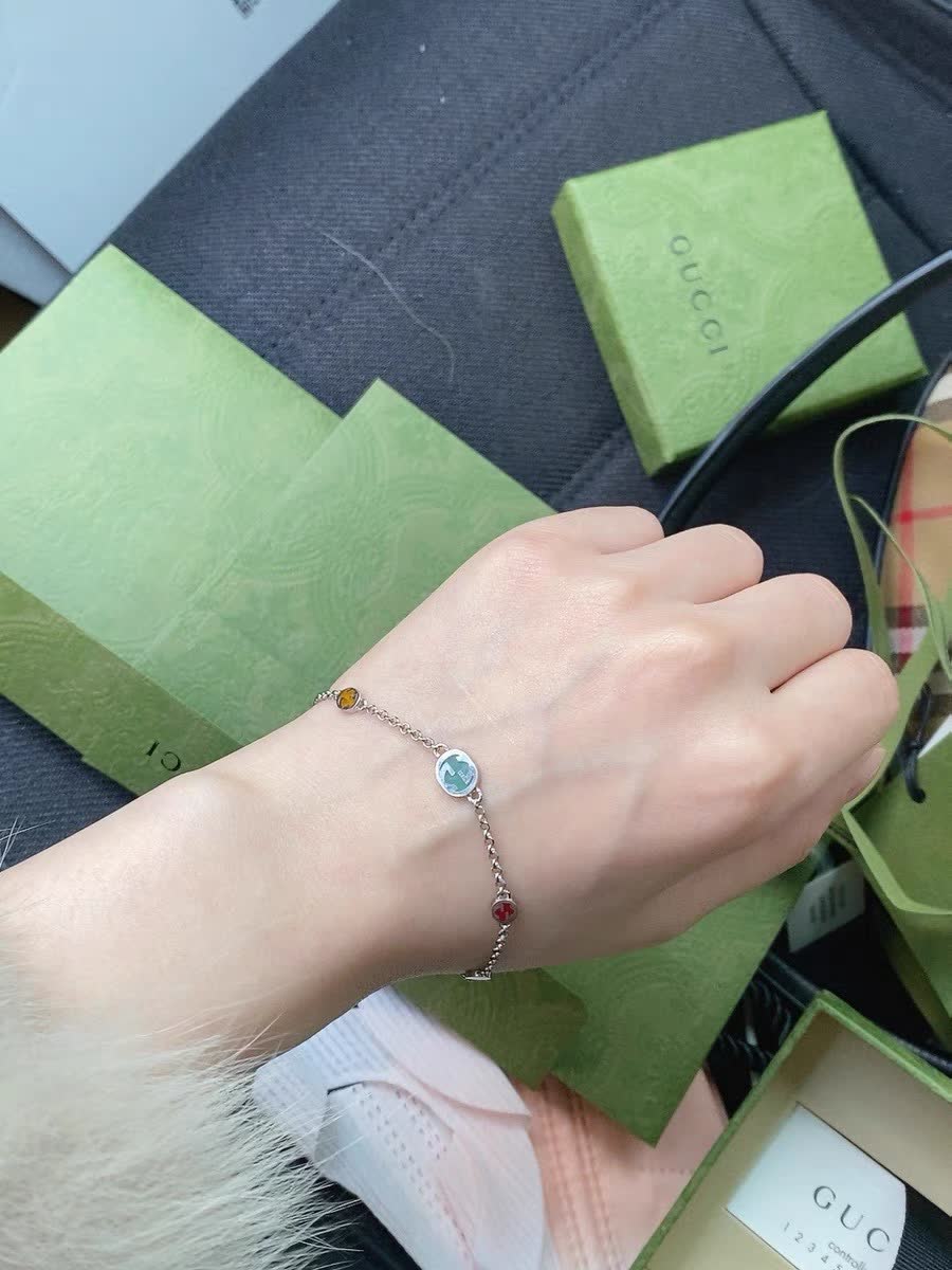 Gucci Interlocking G Bracelet Gucci Interlocking G Bracelet