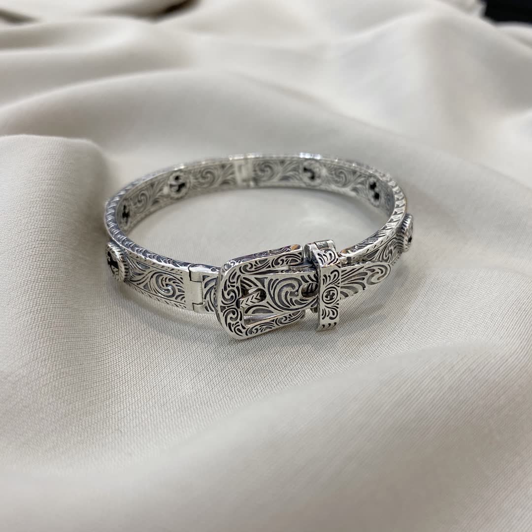 Gucci Silver Filigree Buckle Bracelet Gucci Silver Filigree Buckle Bracelet