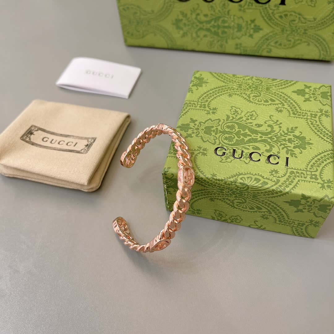 Gucci Rose Gold Tone Interlocking G Bracelet