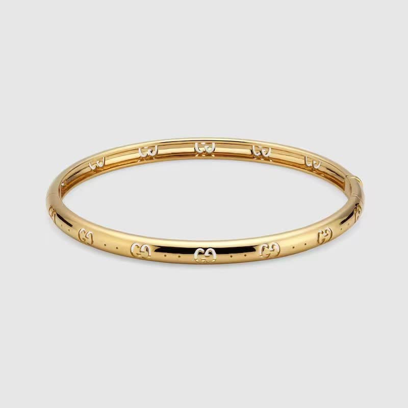 Gucci Gold Interlocking G Bangle Bracelet