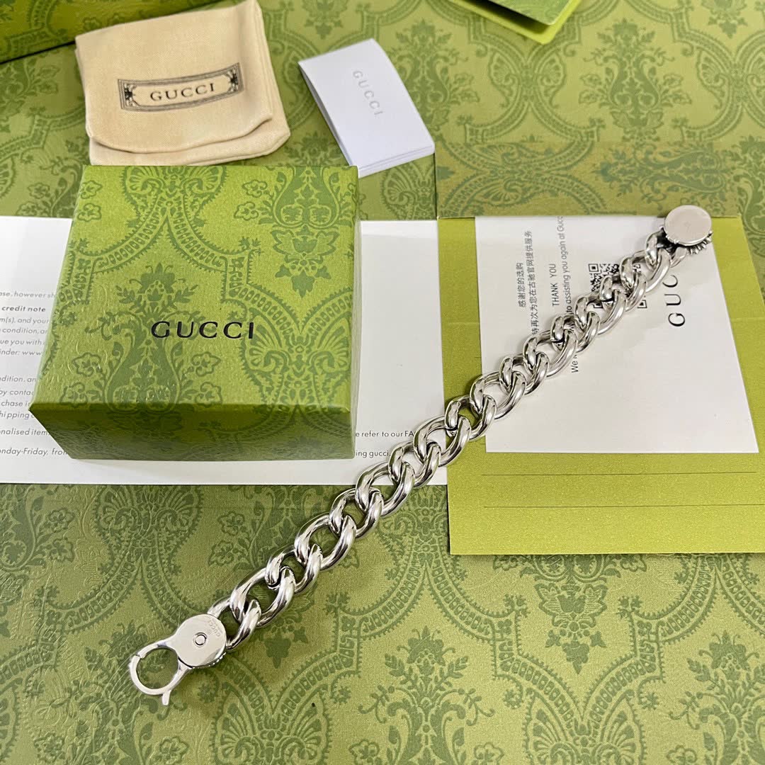 Gucci Silver Chain Bracelet Gucci Silver Chain Bracelet