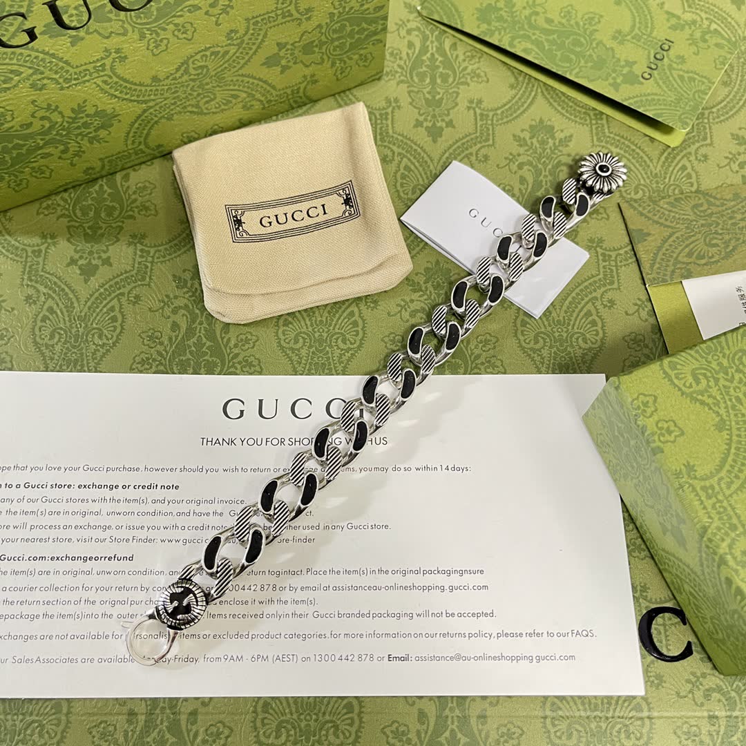 Gucci Silver Chain Bracelet