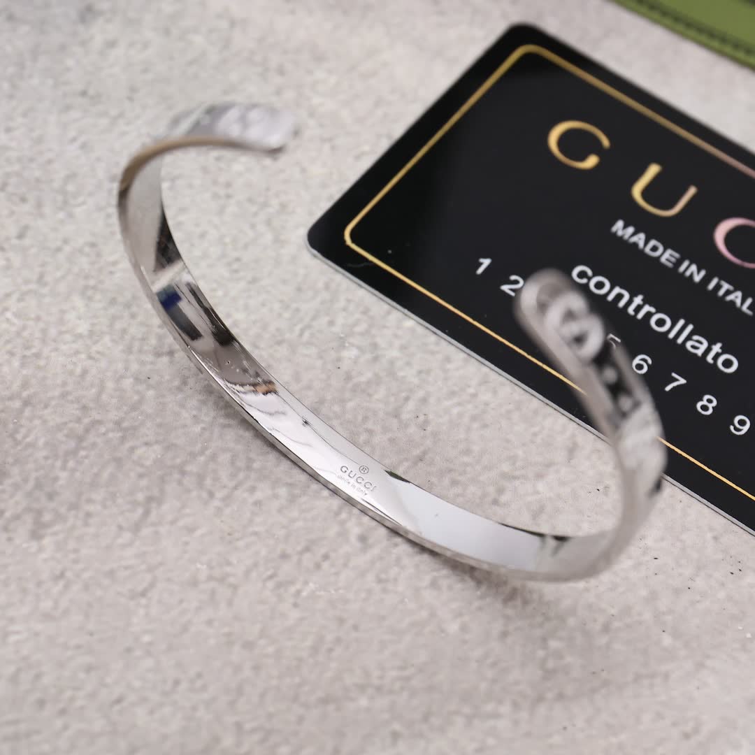 Gucci Interlocking G Cuff Bracelet
