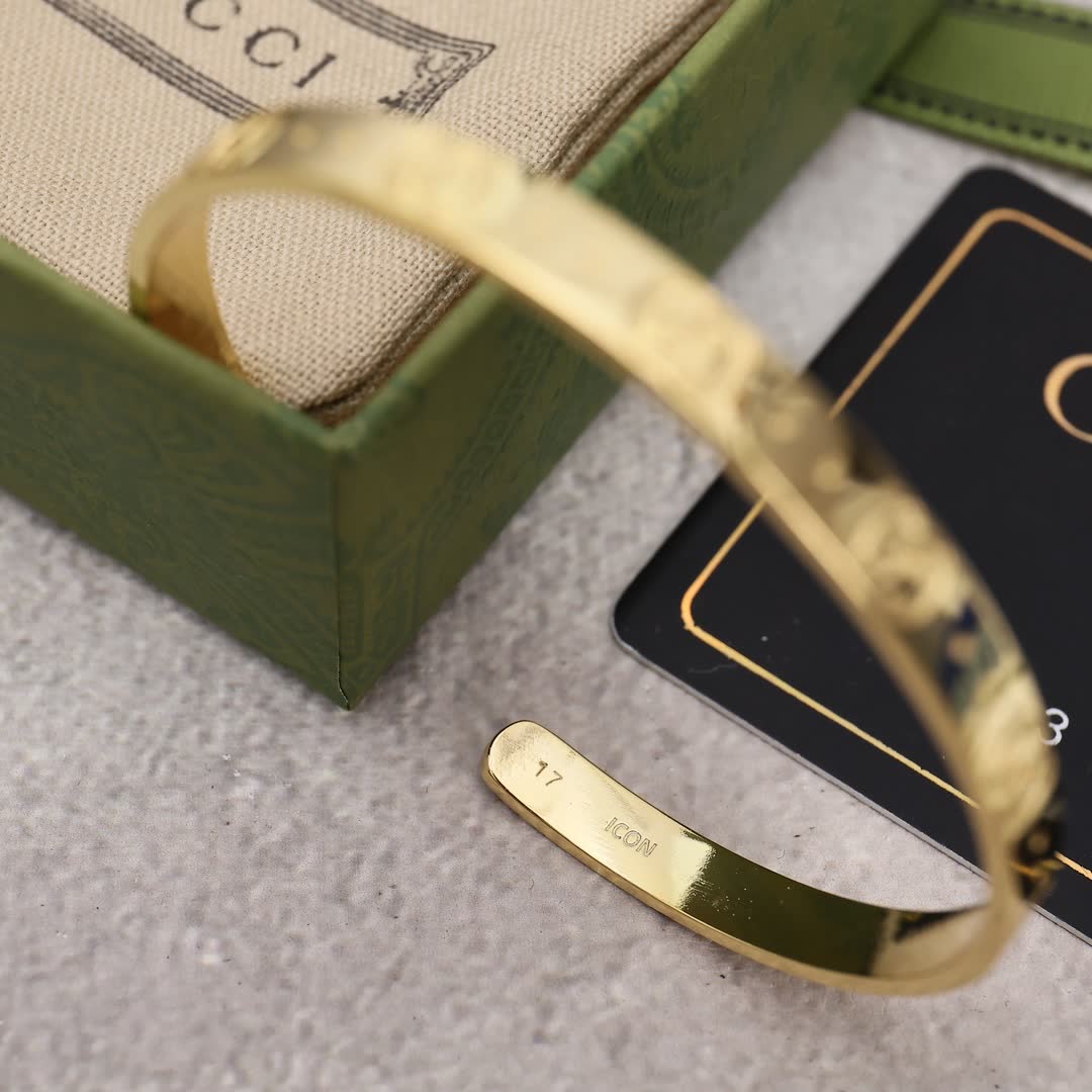 Gucci Interlocking G Cuff Bracelet