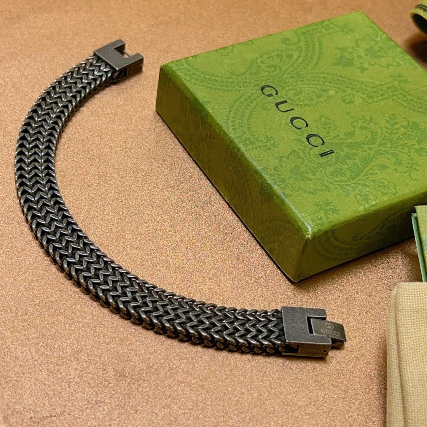 Gucci Silver Chain Bracelet