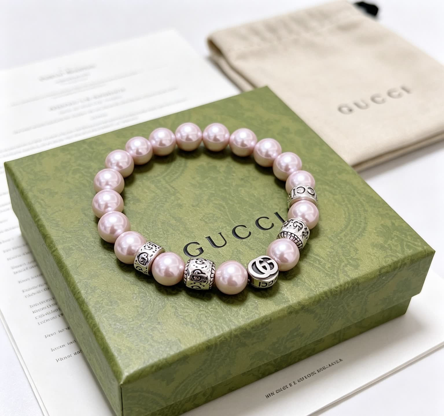 Gucci Pink Pearl Bracelet Gucci Pink Pearl Bracelet