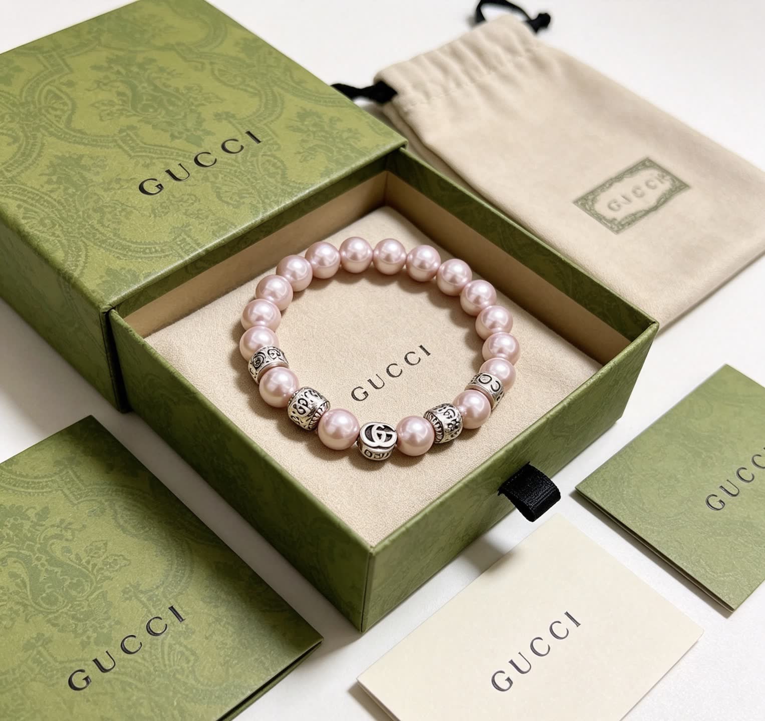 Gucci Pink Pearl Bracelet