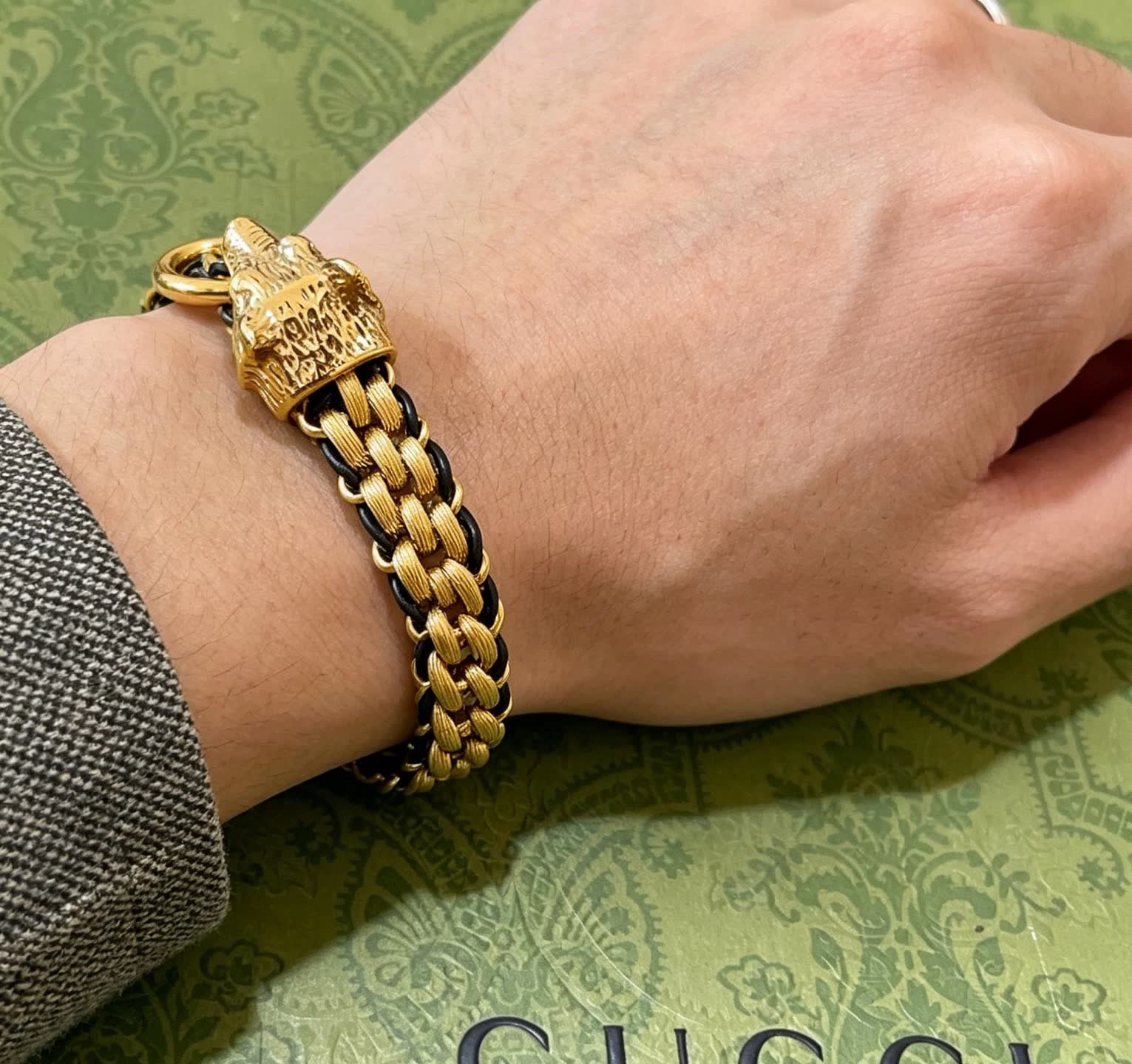 Gucci Gold and Black Chain Bracelet