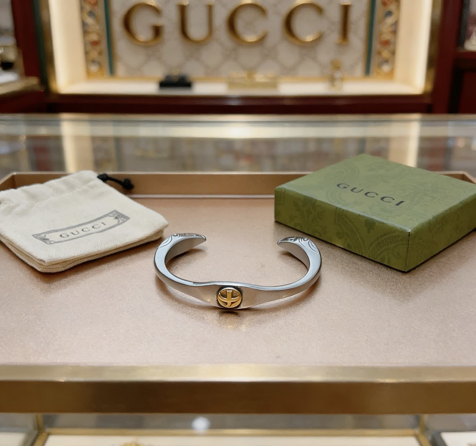 Gucci Silver Bracelet with Interlocking G Design