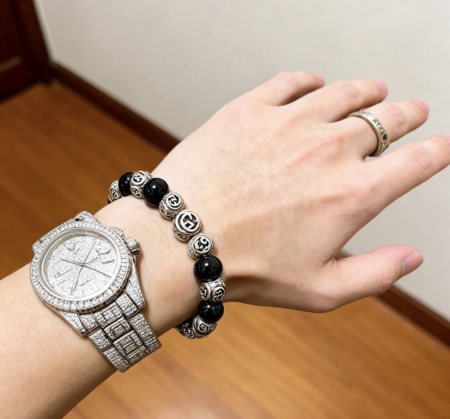 Gucci Silver Beaded Bracelet with Black Beads
