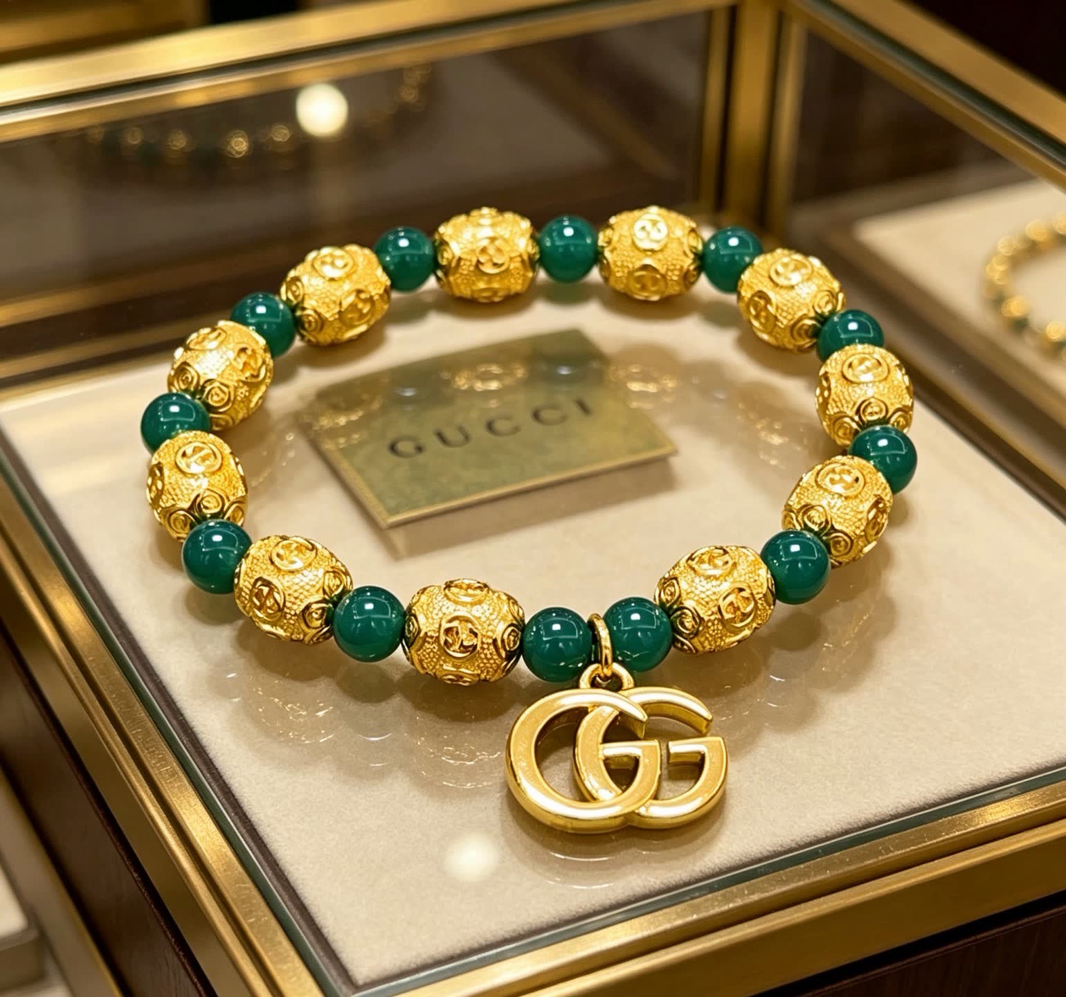 Gucci Green Bead Bracelet with Interlocking G Charm