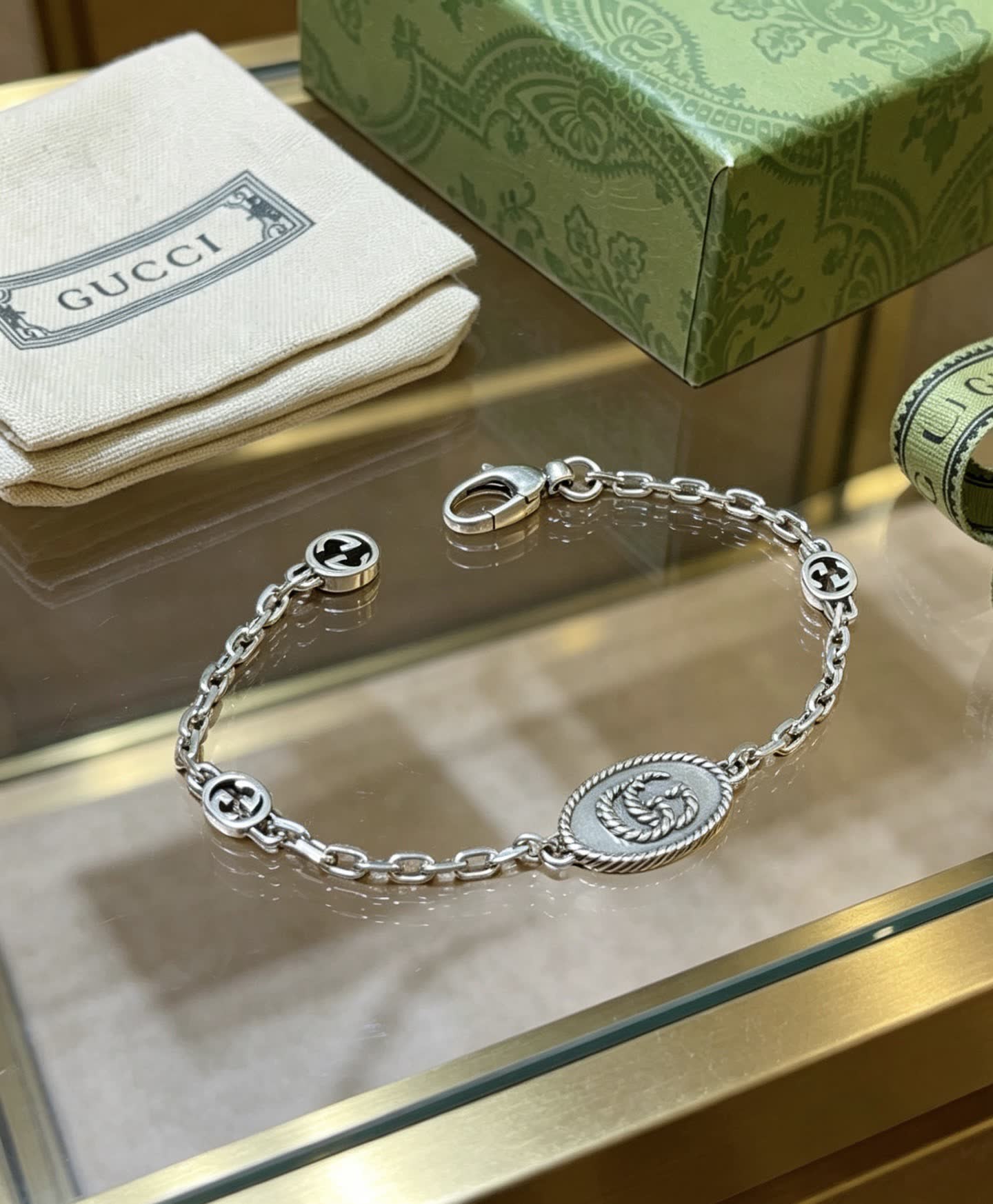 Gucci Silver Chain Bracelet with Interlocking G and Rope Detail