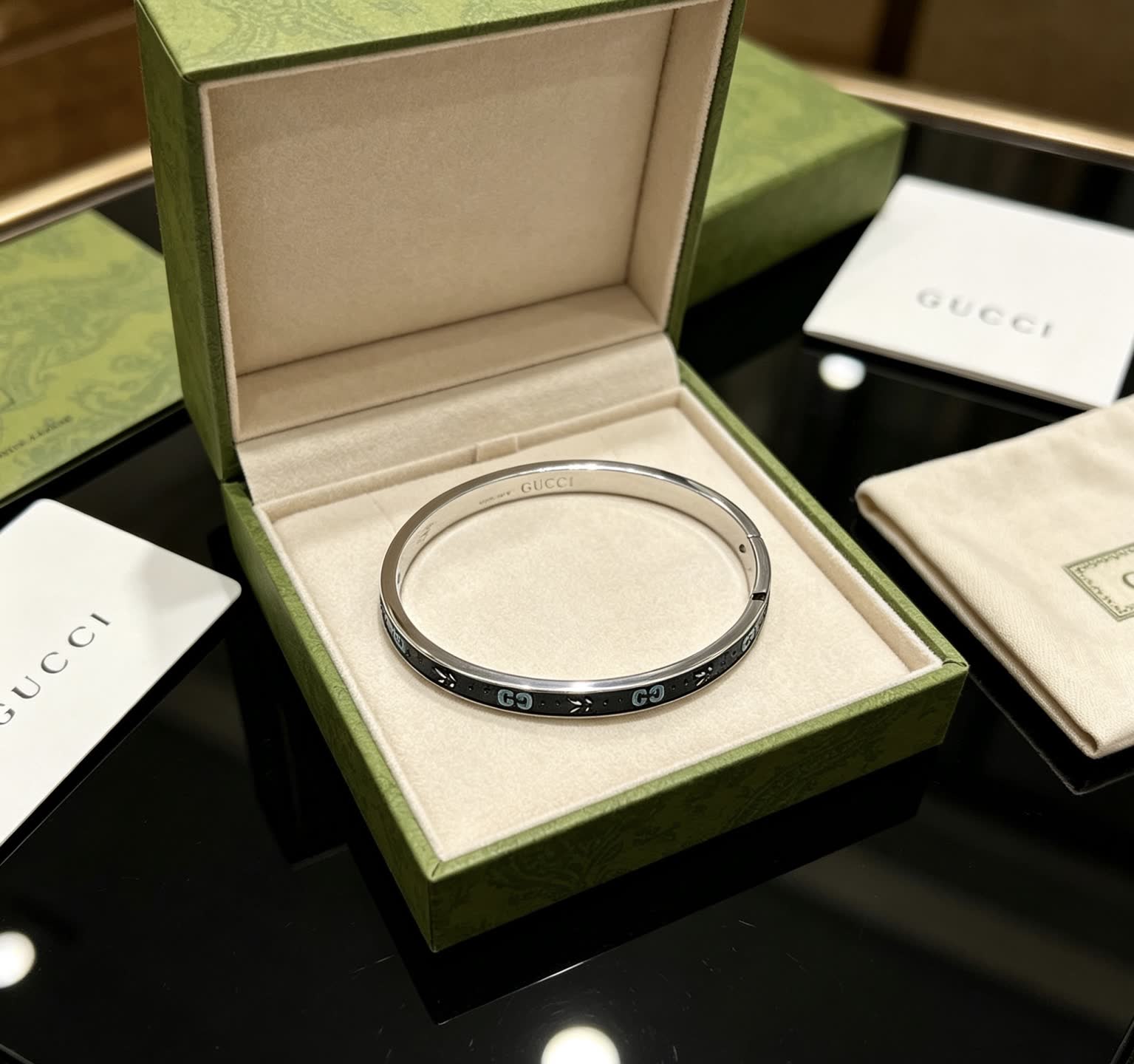 Gucci Silver Bangle Bracelet