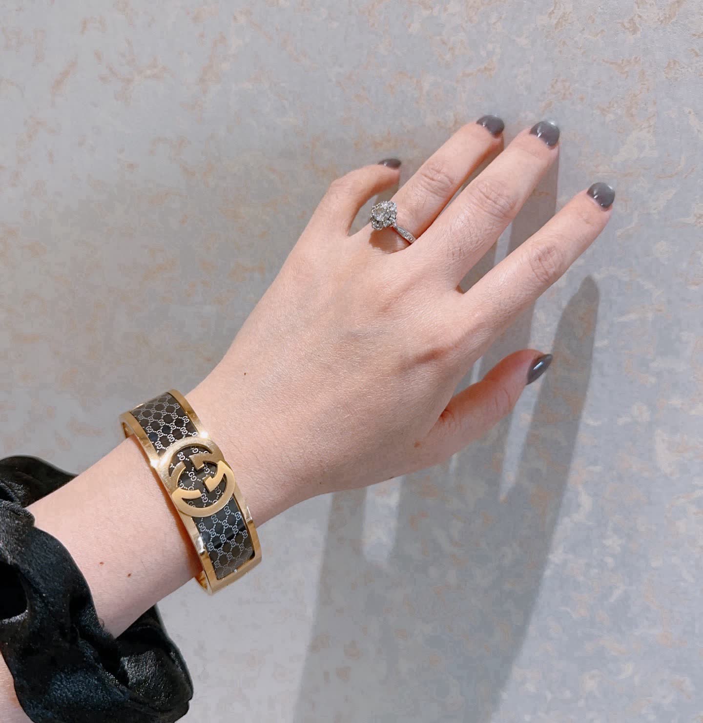 Gucci Gold Tone Interlocking G Bracelet