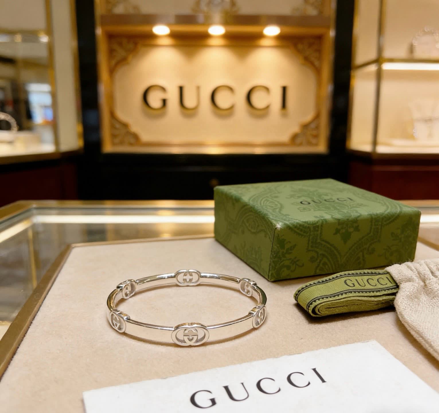 Gucci Silver Interlocking G Bracelet