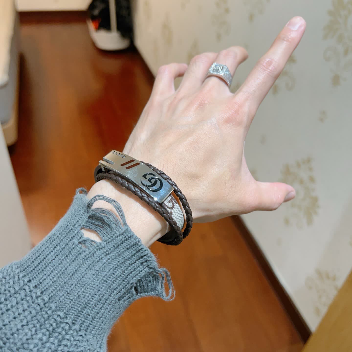 Gucci Leather & Metal Bracelet