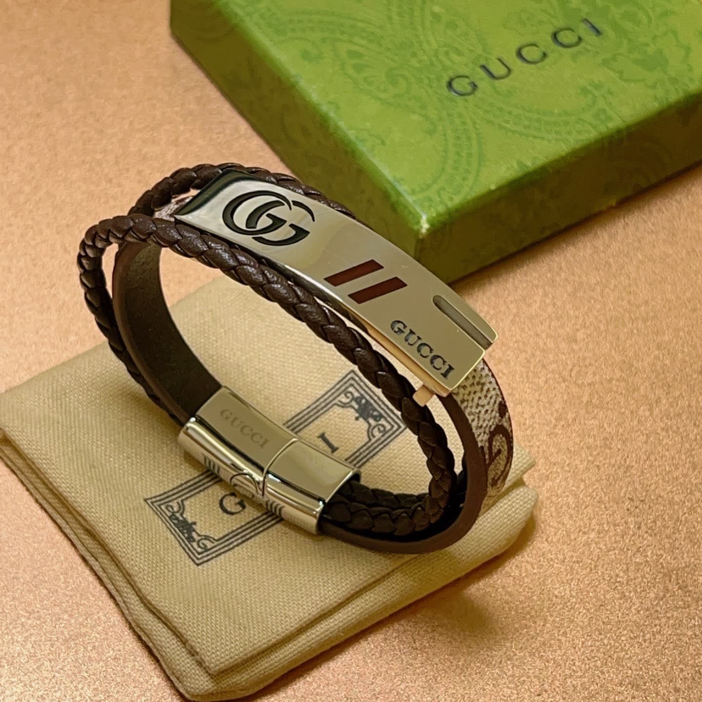 Gucci Leather & Metal Bracelet