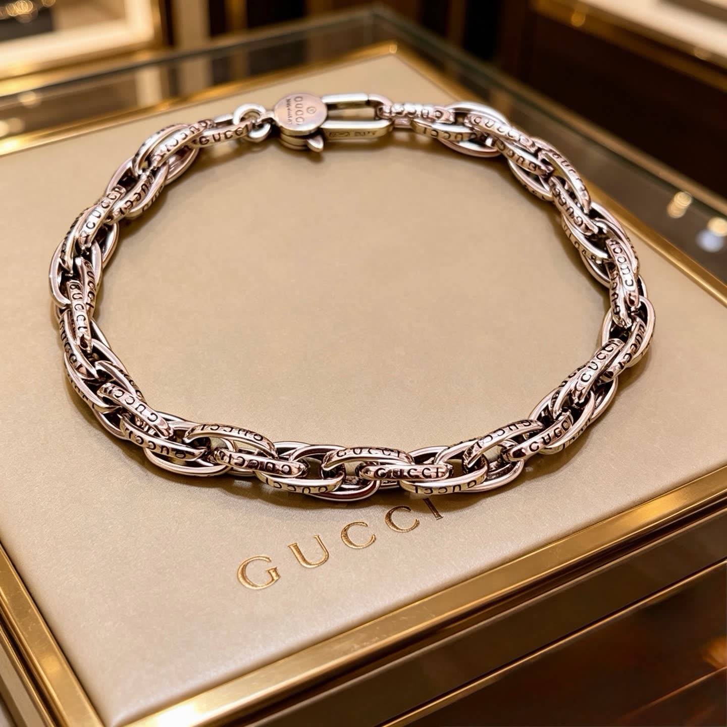 Gucci Silver Chain Bracelet Gucci Silver Chain Bracelet
