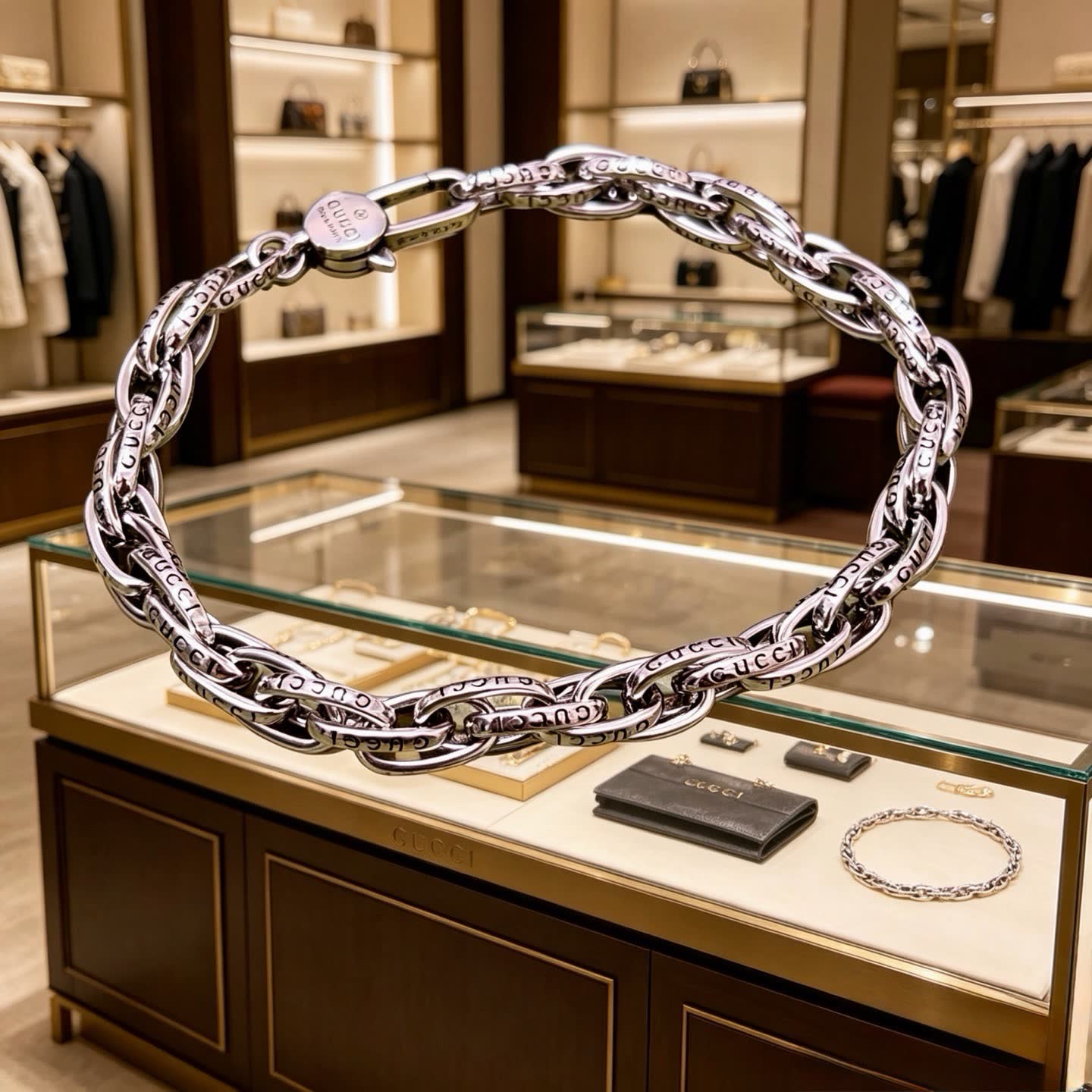 Gucci Silver Chain Bracelet