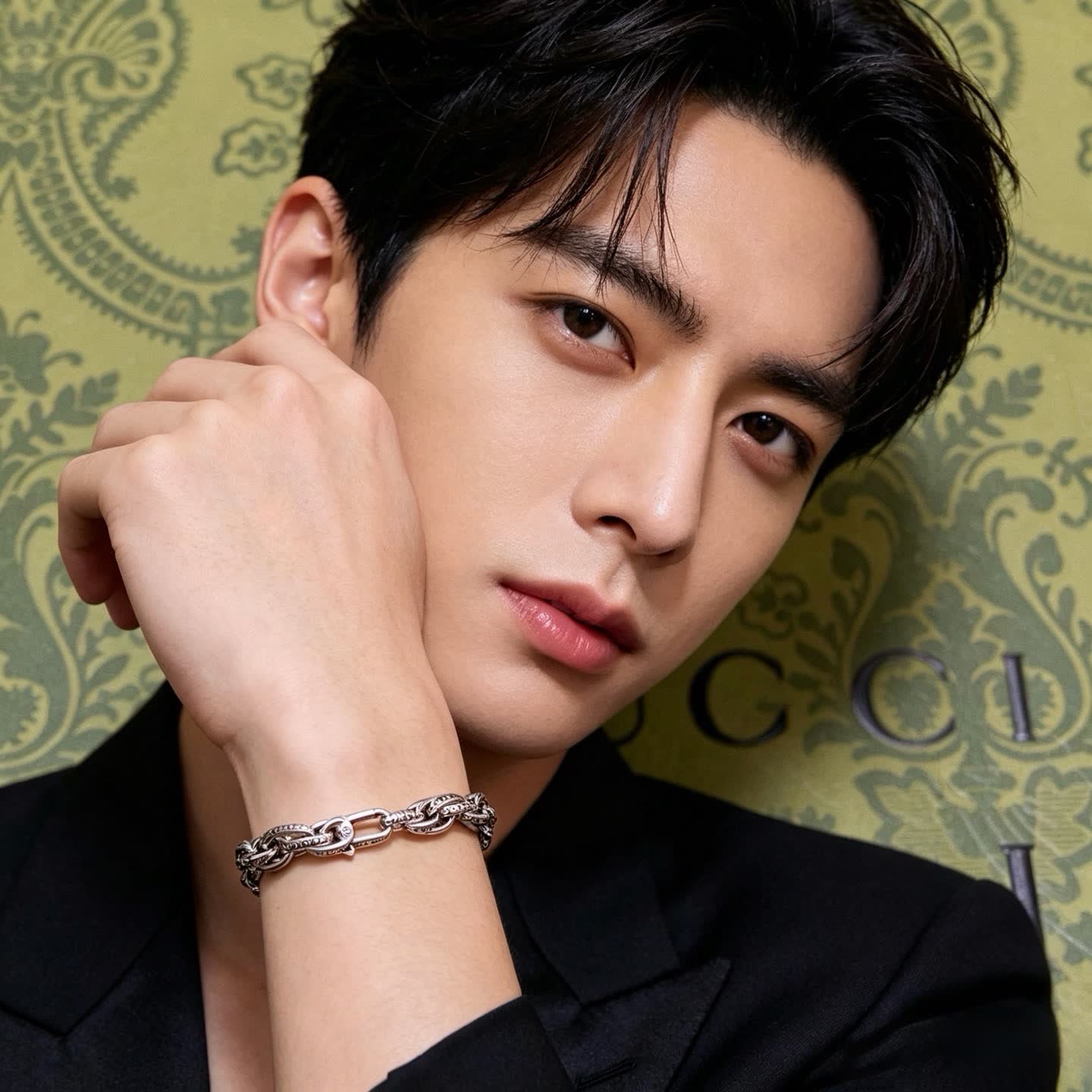 Gucci Silver Chain Bracelet