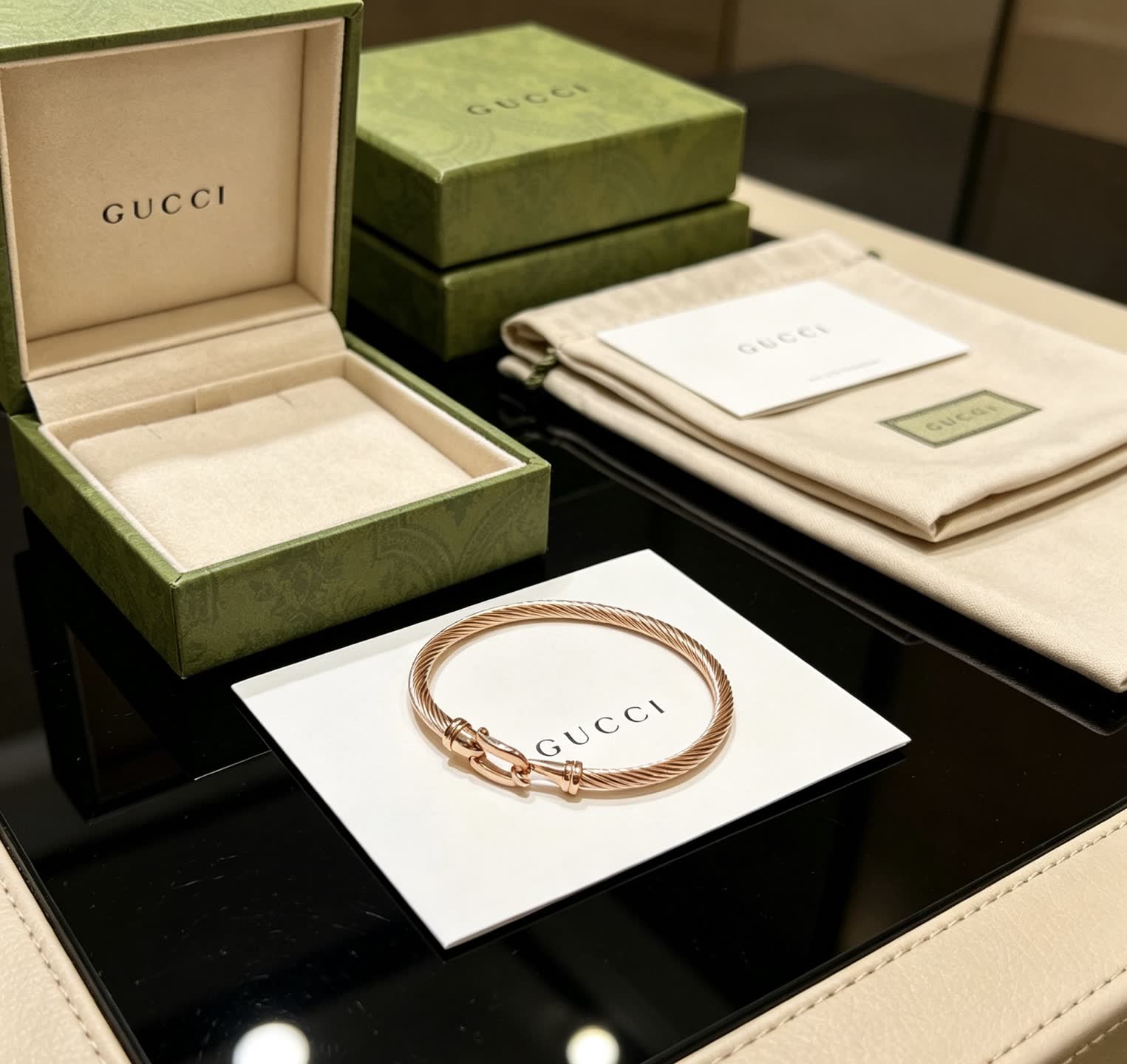 Gucci Rose Gold Tone Cable Wire Bangle Bracelet Gucci Rose Gold Tone Cable Wire Bangle Bracelet
