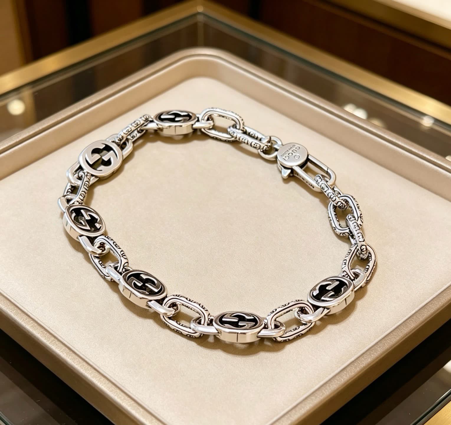 Gucci Silver Interlocking G Bracelet