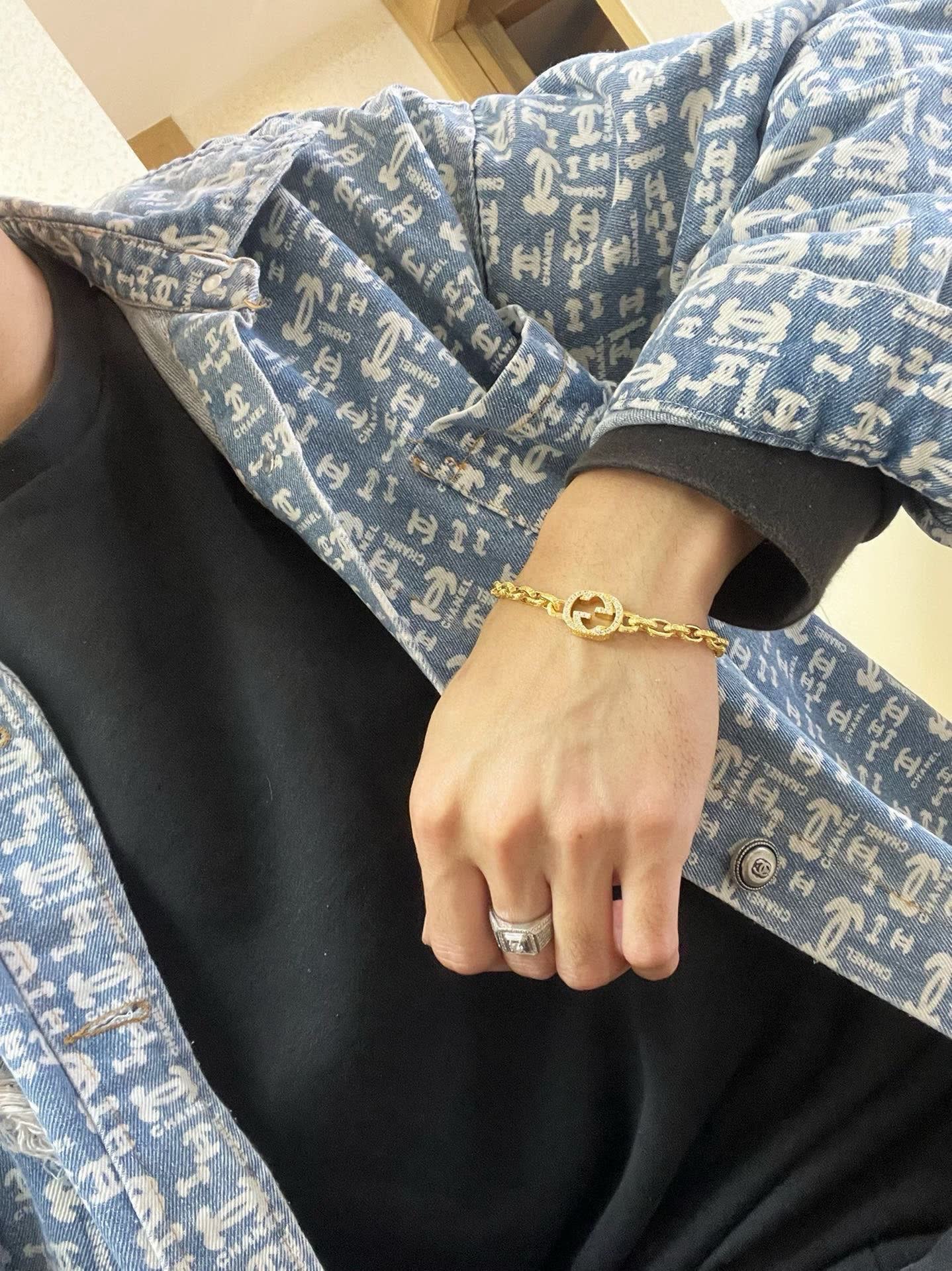 Gucci Gold-Plated Interlocking G Bracelet