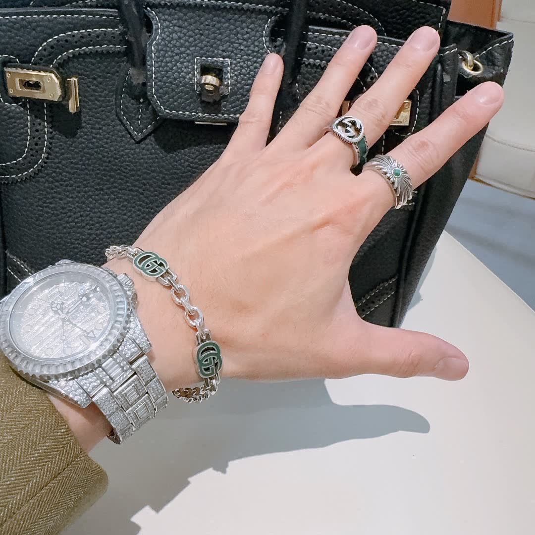 Gucci Silver Chain Bracelet with Interlocking G Logo