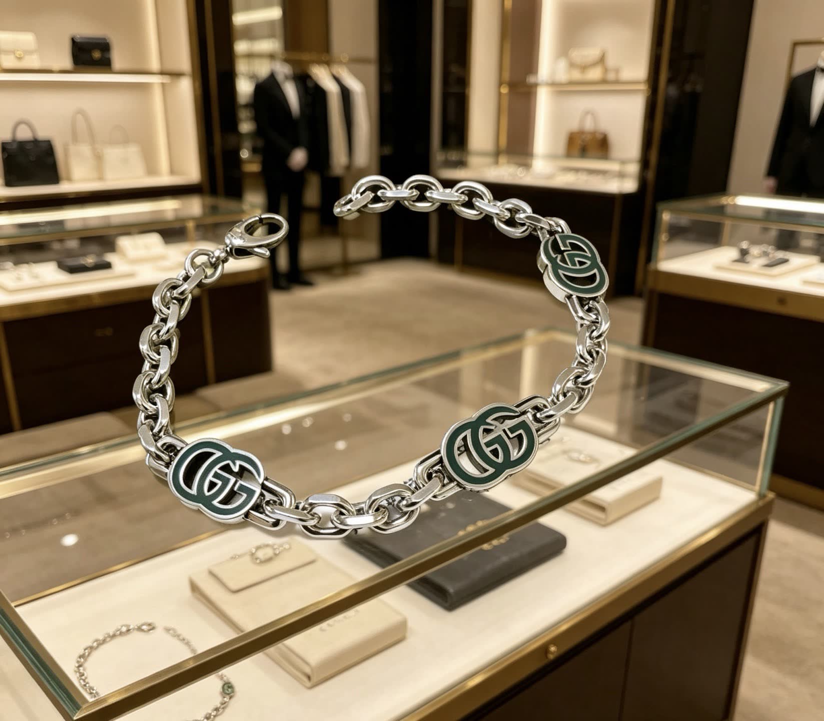 Gucci Silver Chain Bracelet with Interlocking G Logo