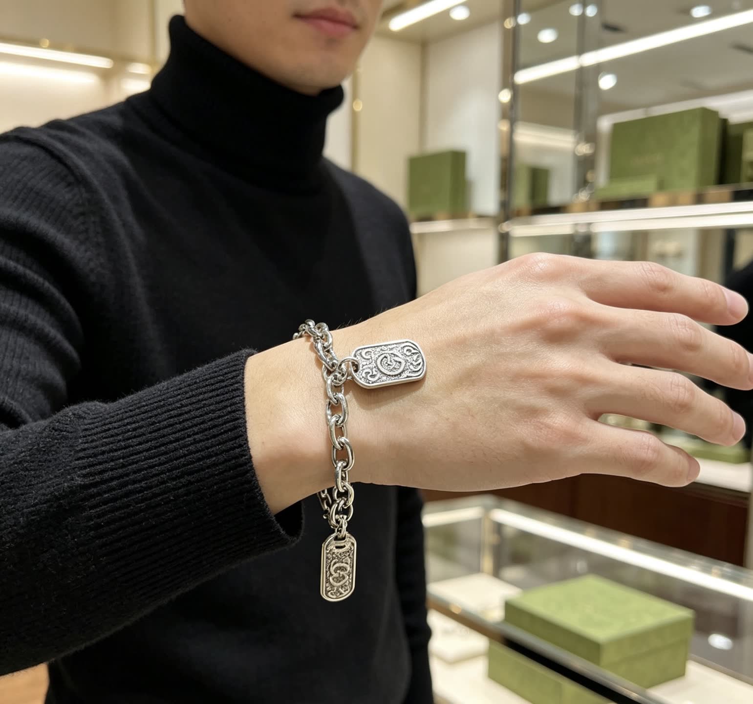 Gucci Silver Chain Bracelet with Interlocking G Charm