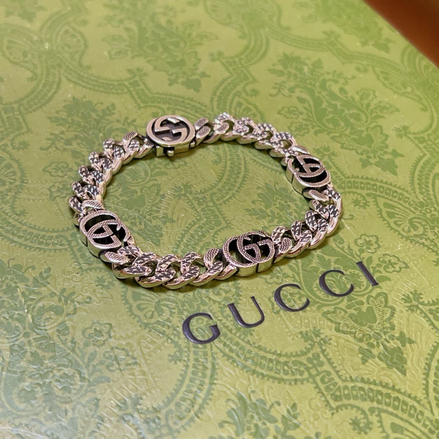 Gucci Silver Chain Bracelet with Interlocking G Logo