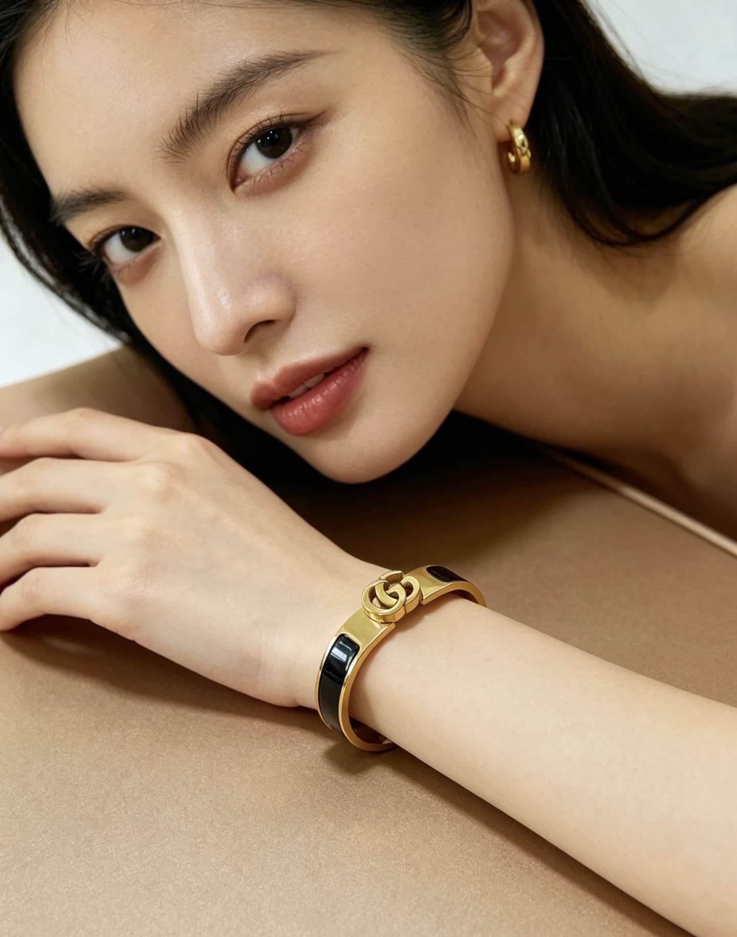 Gucci Gold and Black Enamel Bracelet