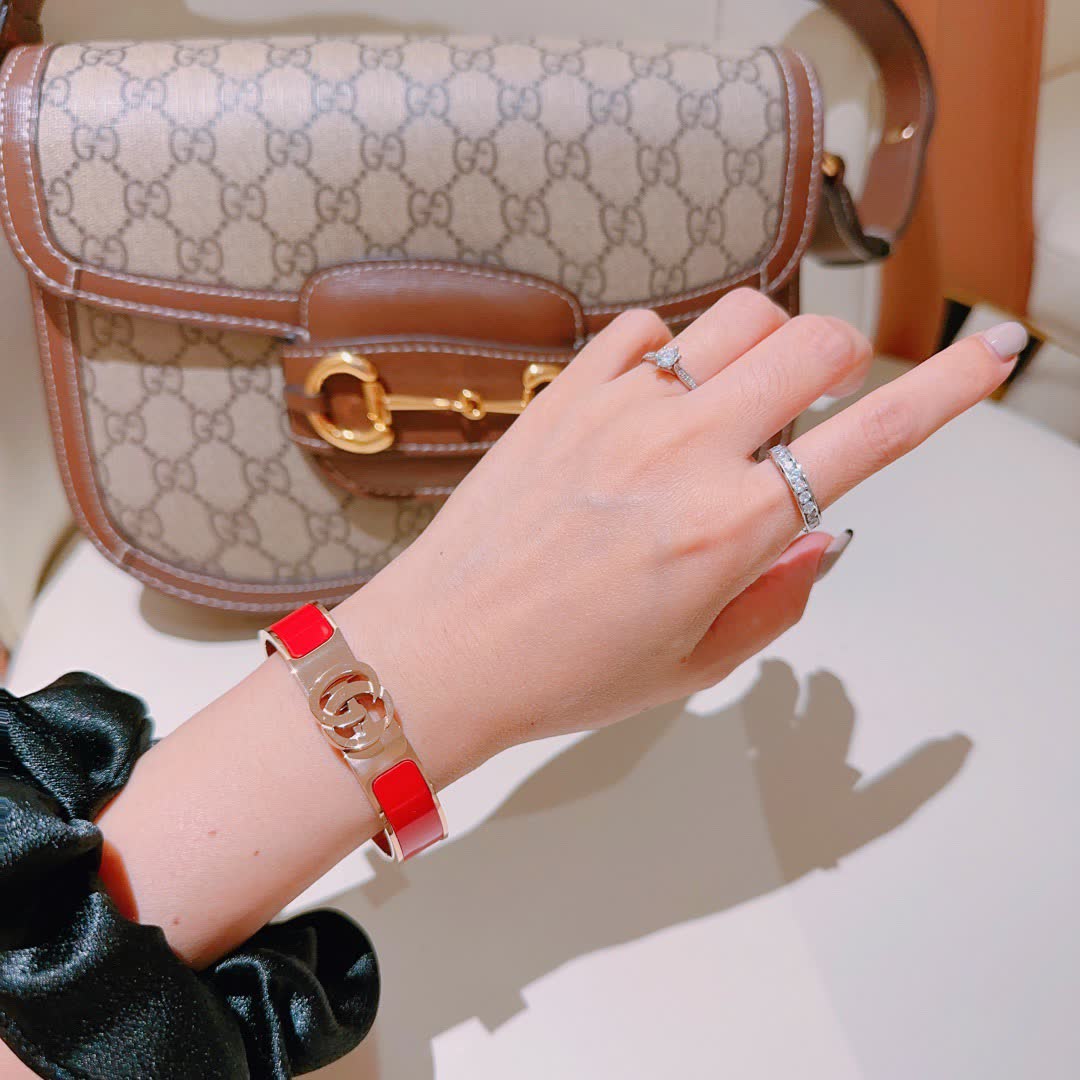 Gucci Red Enamel Gold Bracelet