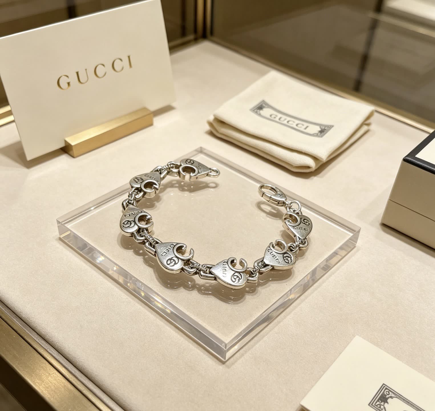 Gucci Sterling Silver Interlocking G Bracelet Gucci Sterling Silver Interlocking G Bracelet