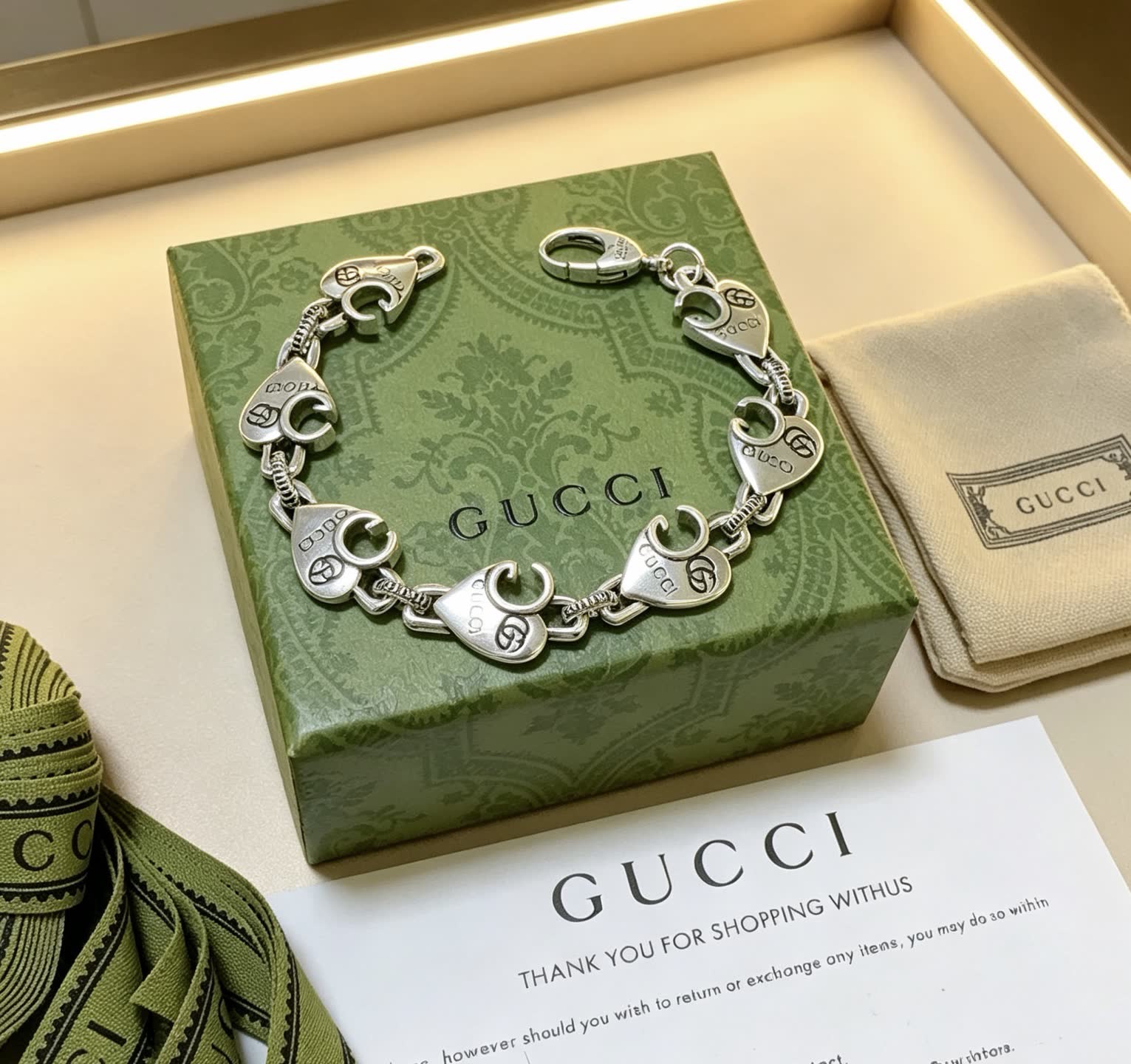 Gucci Silver Heart Link Bracelet Gucci Silver Heart Link Bracelet
