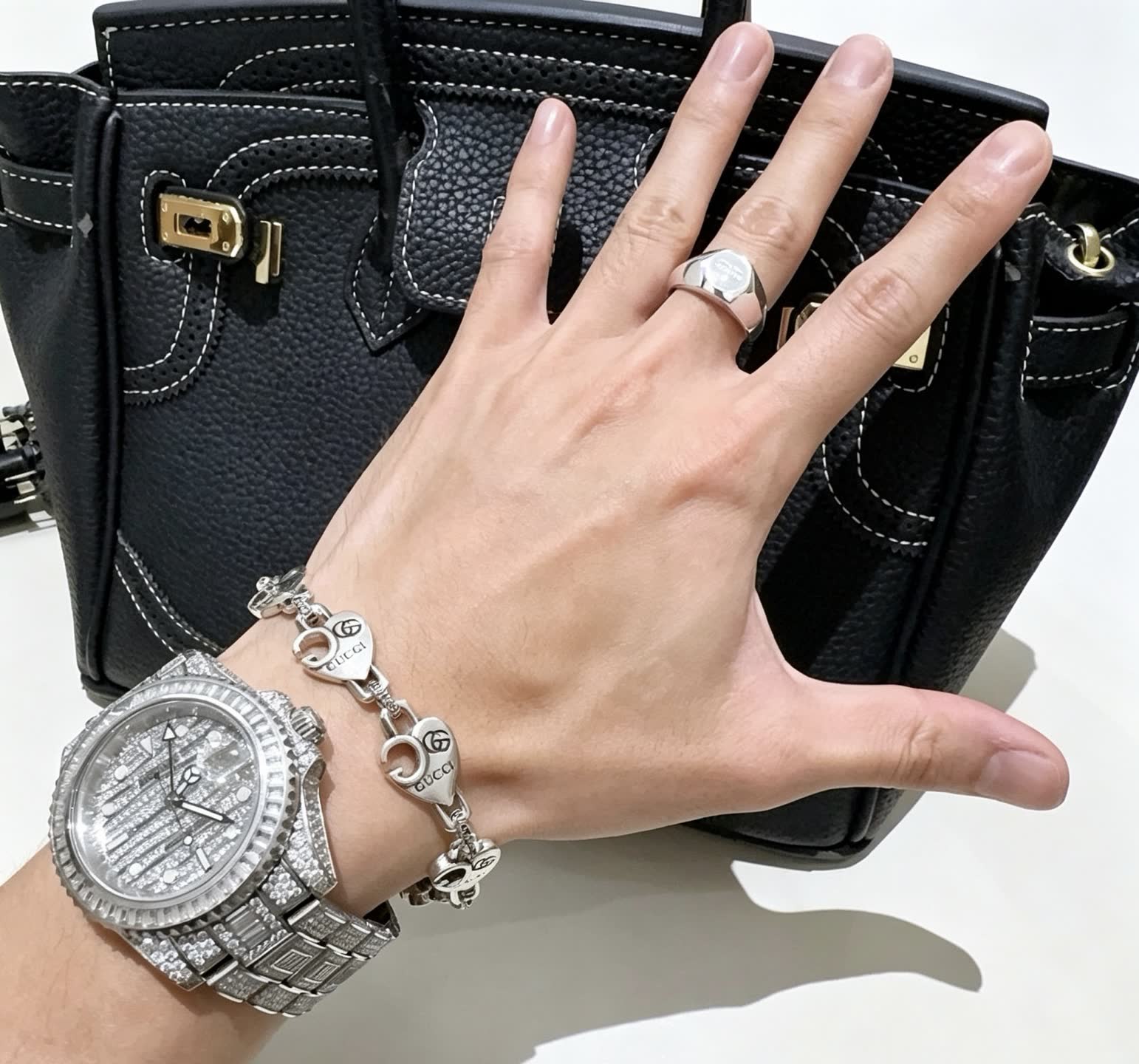 Gucci Silver Heart Link Bracelet