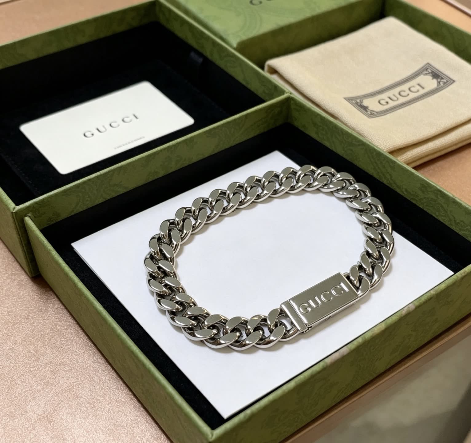 Gucci Silver Chain Bracelet