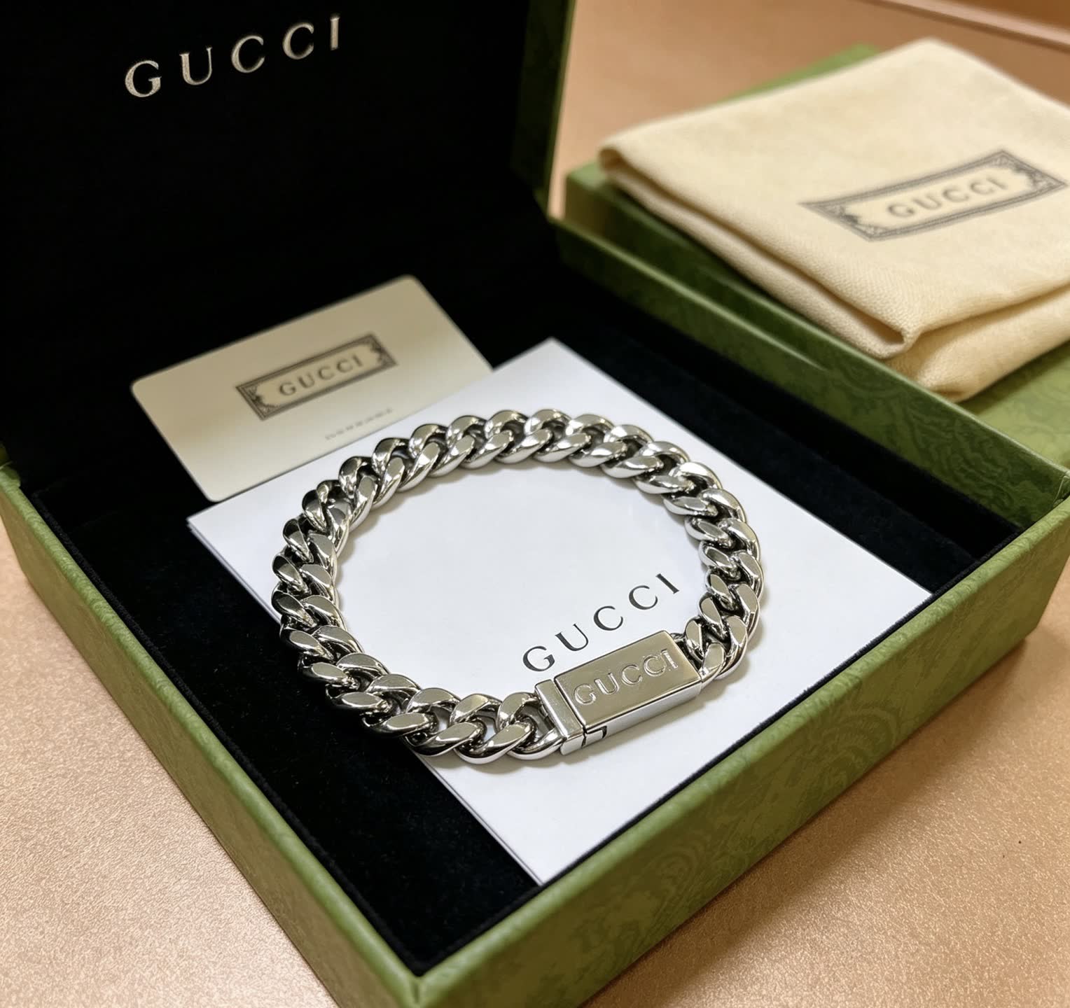 Gucci Silver Chain Bracelet