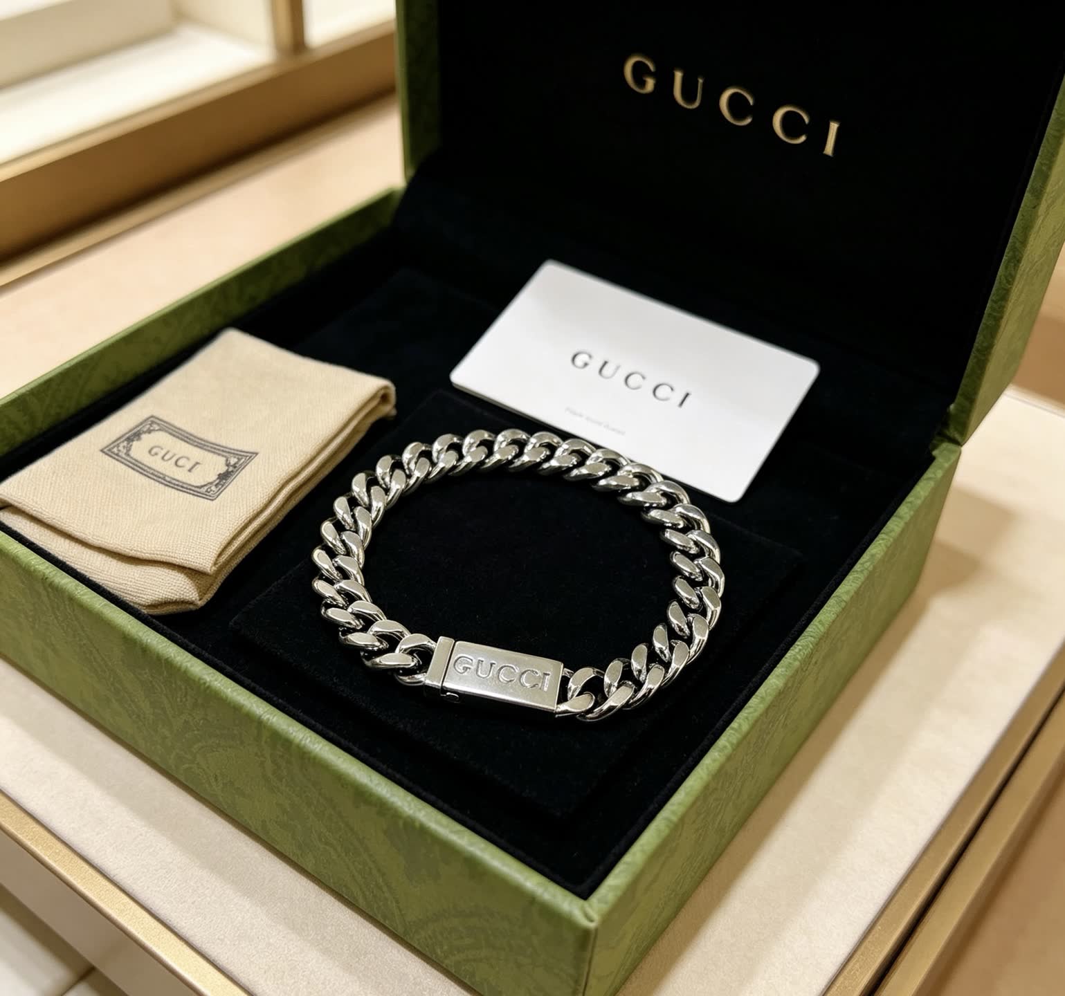 Gucci Silver Chain Bracelet