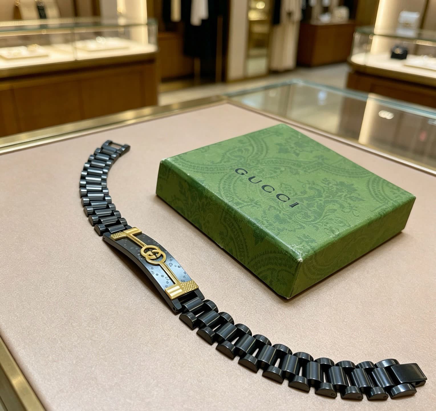 Gucci Interlocking G Bracelet
