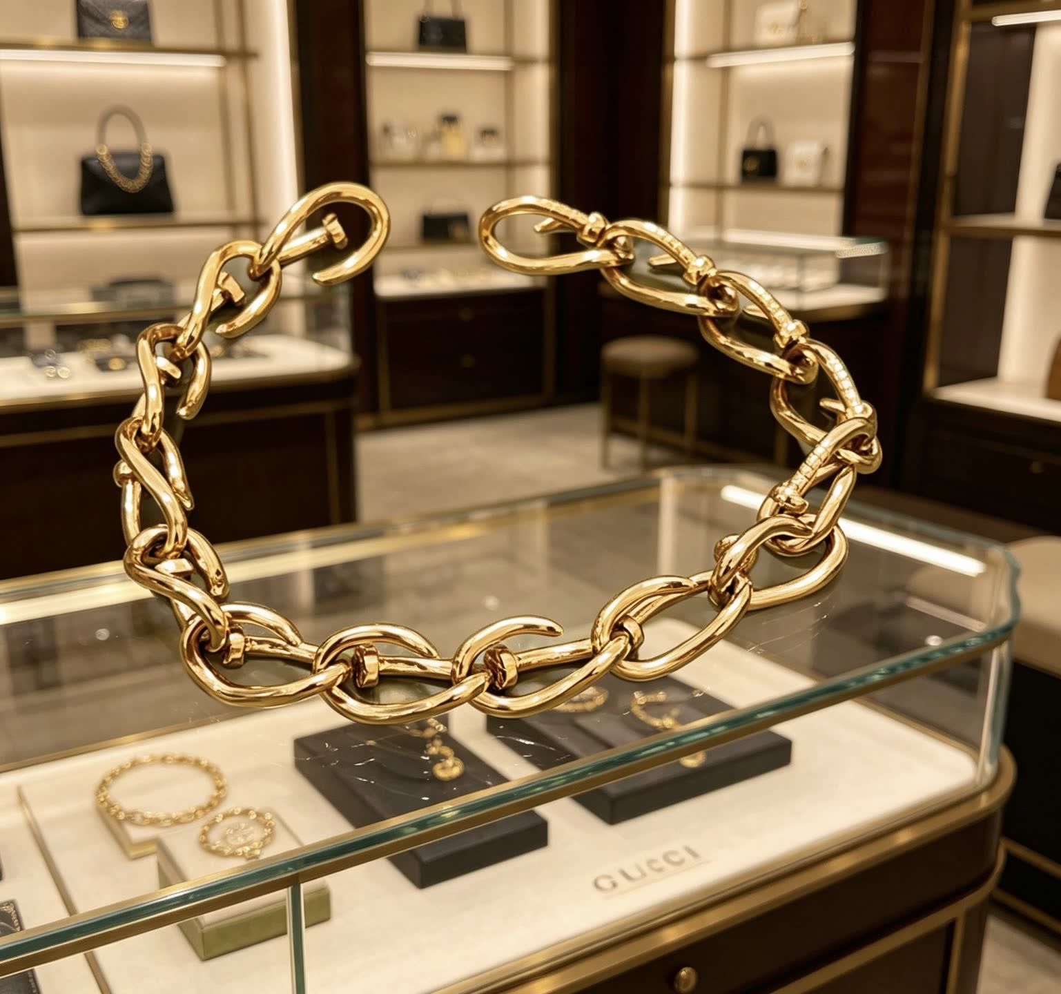 Gucci Gold Chain Bracelet