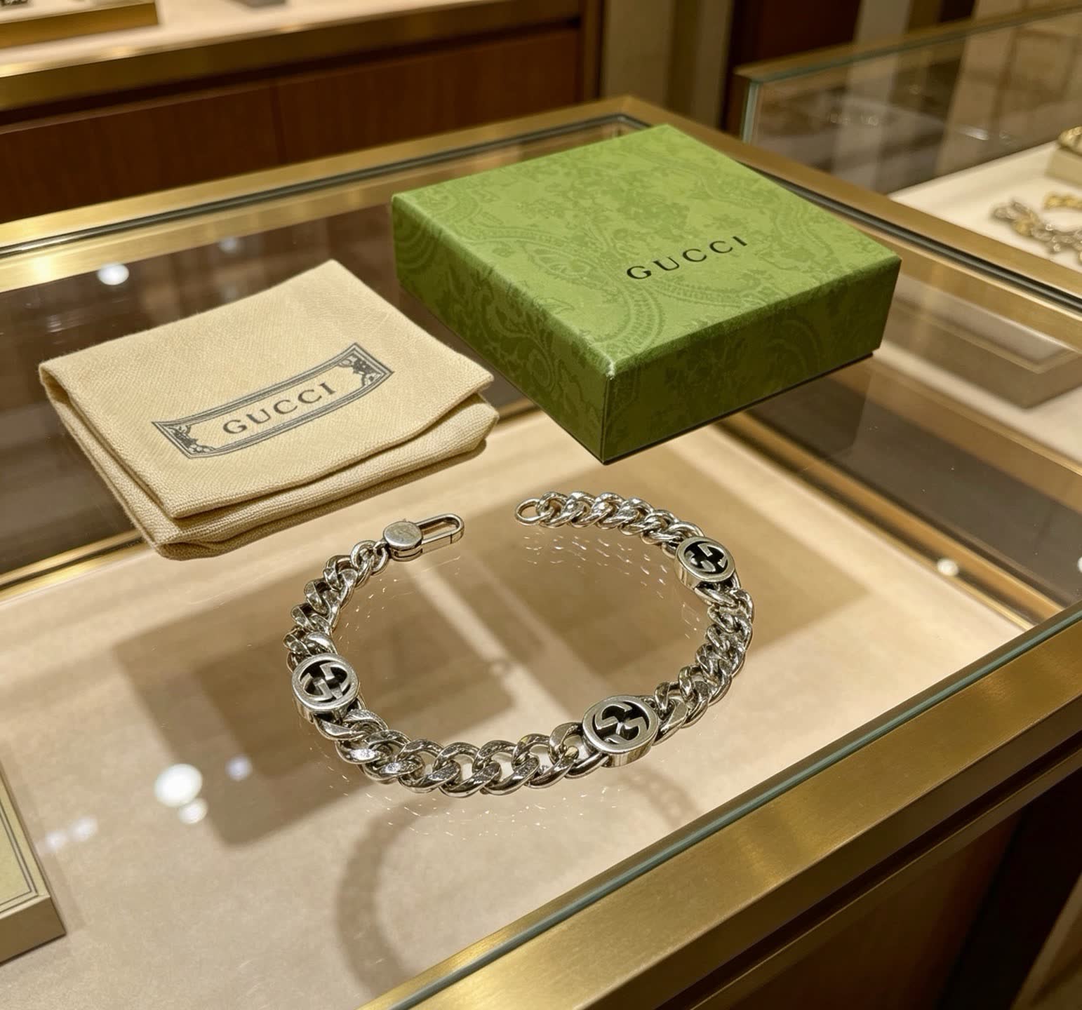 Gucci Silver Chain Bracelet