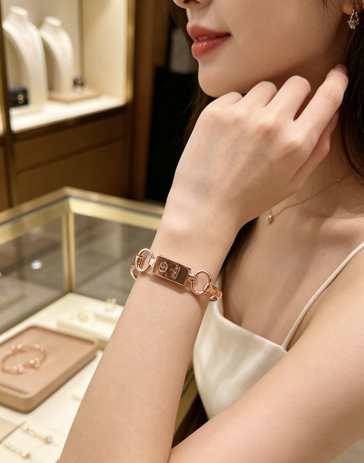 Gucci Rose Gold Link Bracelet