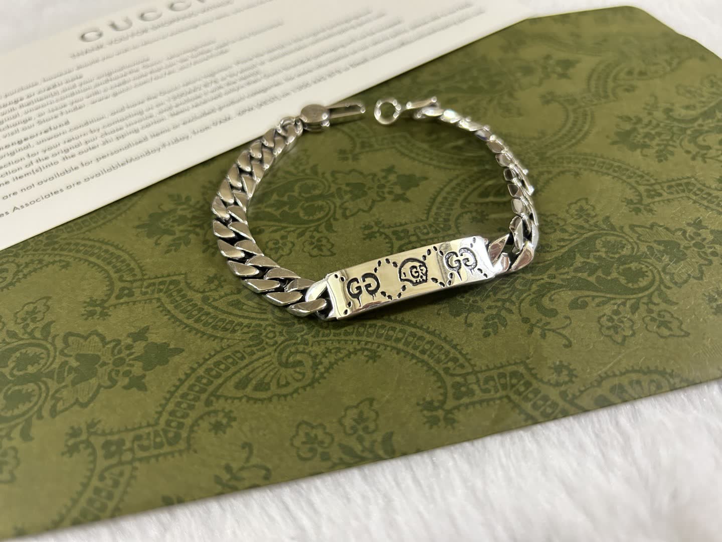 Gucci Silver Chain Bracelet