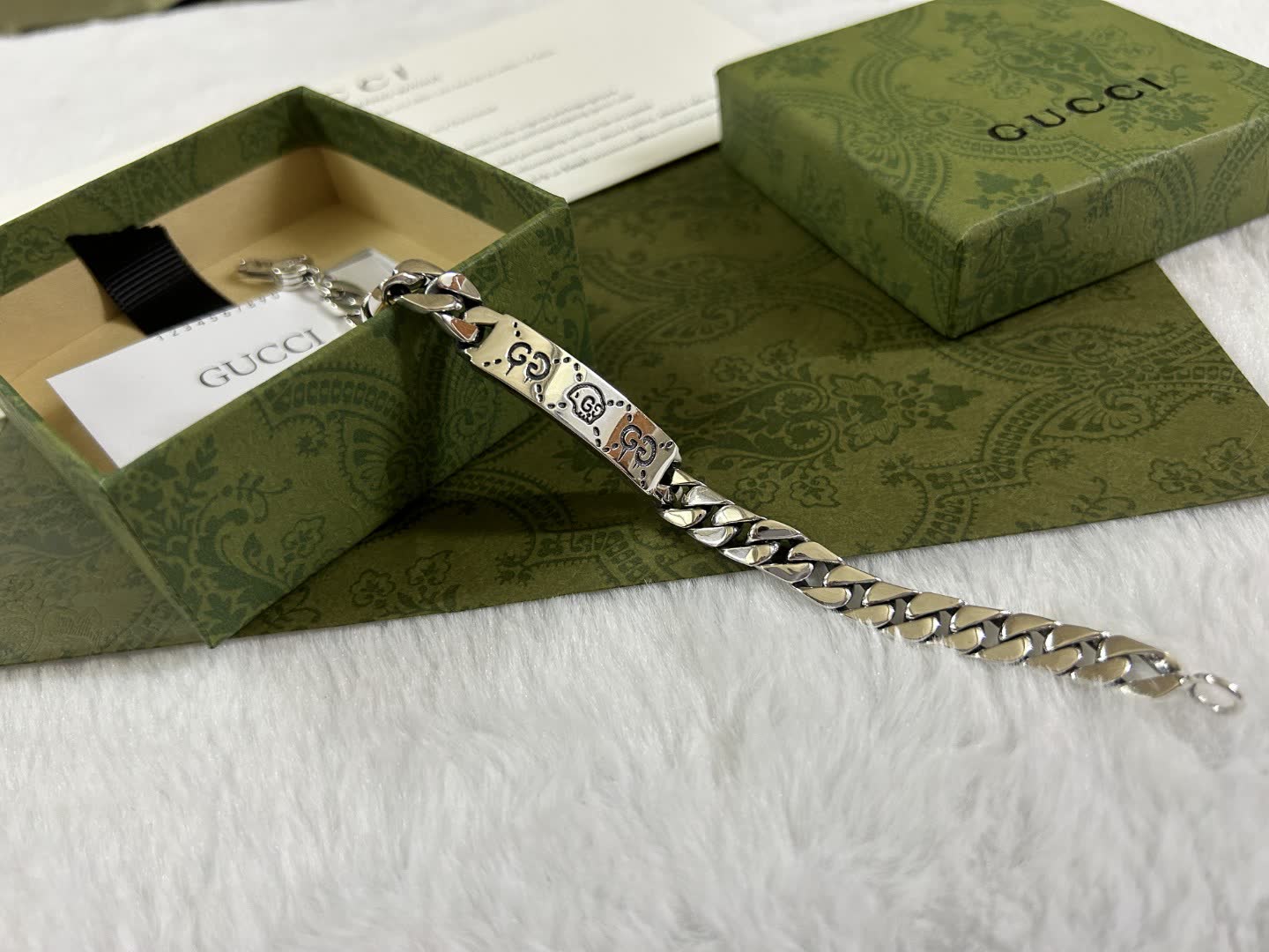 Gucci Silver Chain Bracelet